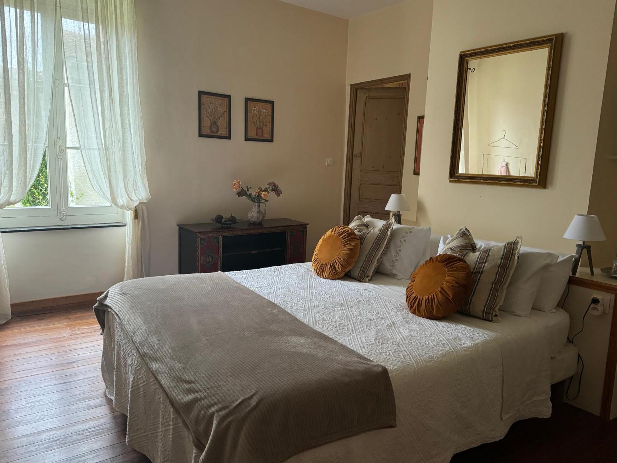 Le Patio Des Senteurs Bed & Breakfast Verzeille Екстериор снимка